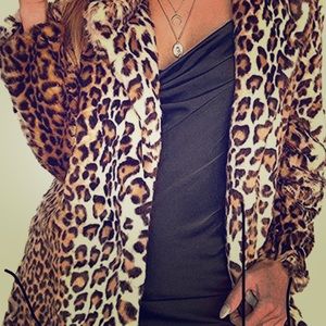 XL leopard fuzzy jacket